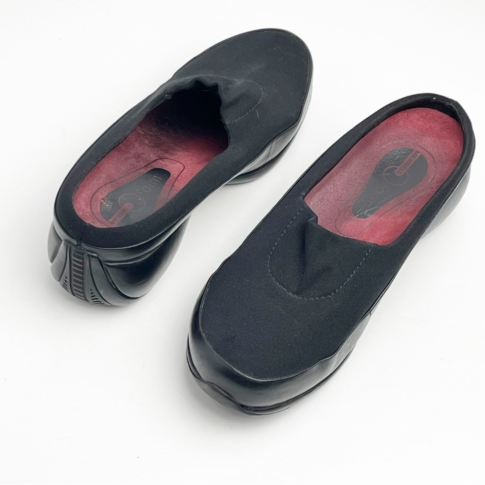 MERRELL Spire Black Wide Heel Slip On Performance Footwear Loafers, Size 8